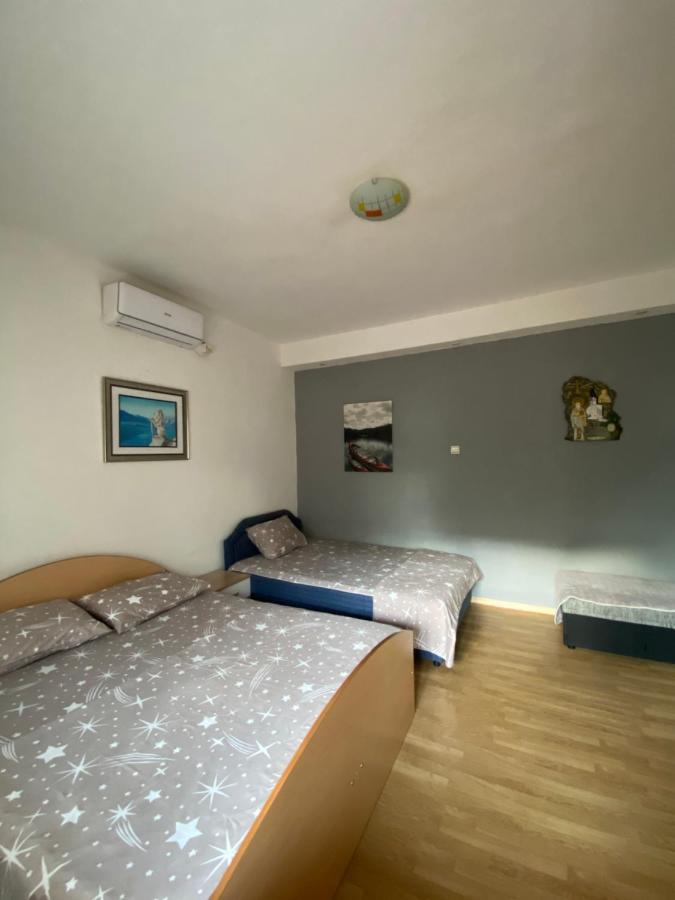 Apartments Vido Kotor Eksteriør bilde