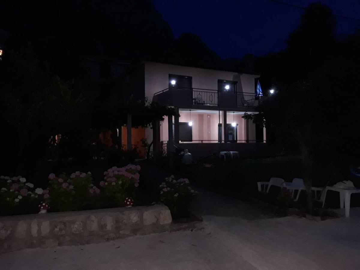 Apartments Vido Kotor Eksteriør bilde